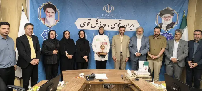 نشستی برای قدردانی و همفکری