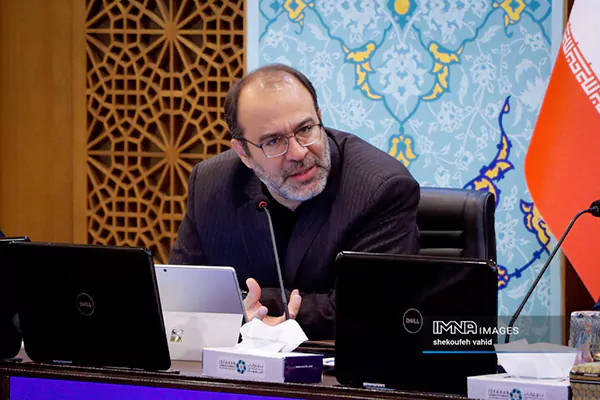 توسعه الحاقات به شهر یعنی فشار بیشتر به زایندهرود 1 ab vasat