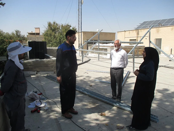 حرکت شهرداری در در مسیر خودکفایی تامین برق با انرژی خورشیدی 1 vasat falavarjan