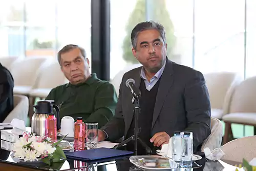 همزمانی شب اصفهان در شب‌های بخارا