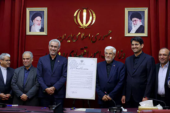 رونمایی از طرح‌ها و سامانه‌های سازمان امور مالیاتی