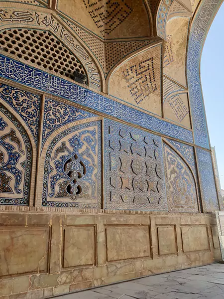 میراث جهانی یونسکو در محاصره 1 مشکلات مسجد جامع عتیق اصفهان | مسجد جامع اصفهان ثبت یونسکو