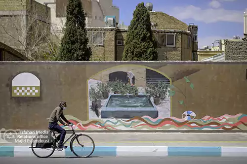 بوم شهر اصفهان؛ تحول گرافیک شهری با رویکرد دیپلماسی شهری