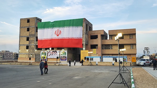 رونمایی از اتوبوس‌ جدید و آغاز ساخت فرهنگسرای بهارستان