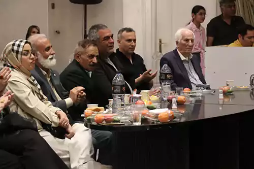 روایتی از ضیافت امید در قلب نصف جهان 1 روایتی از ضیافت امید در قلب نصف جهان
