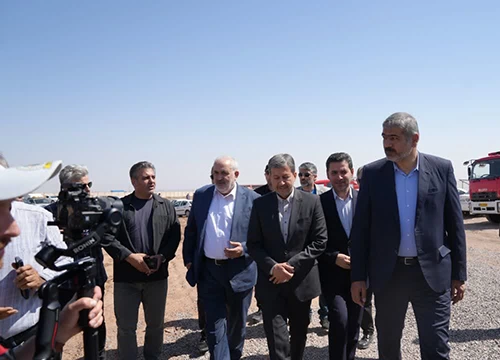 افتتاح نیروگاه ۱۱۷ مگاواتی اردستان