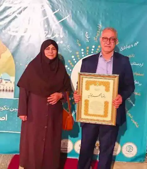 مدیر مسئول نسل فردا چهره شاخص شد