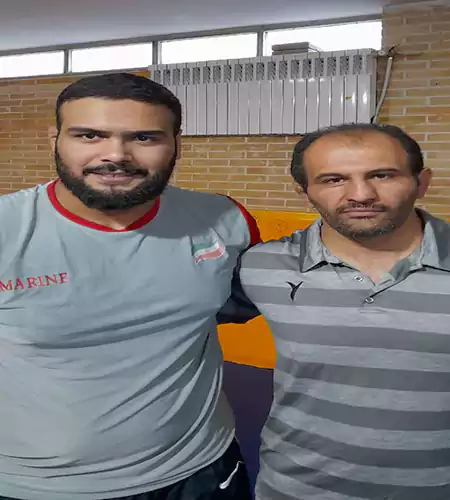 مصطفی طغانی، تلاقی بازوان پولادین و منش پهلوانی 2 مصطفی طغانی، تلاقی بازوان پولادین و منش پهلوانی